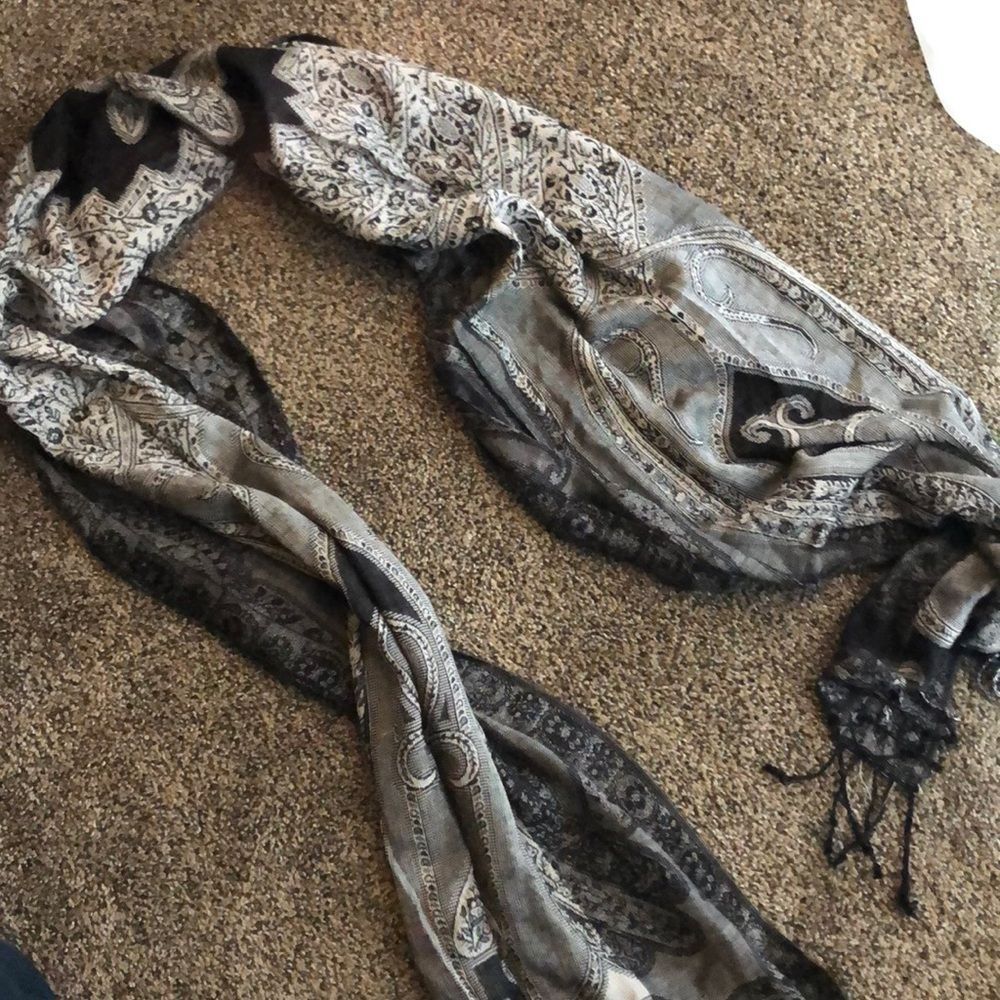 Scarf worn once